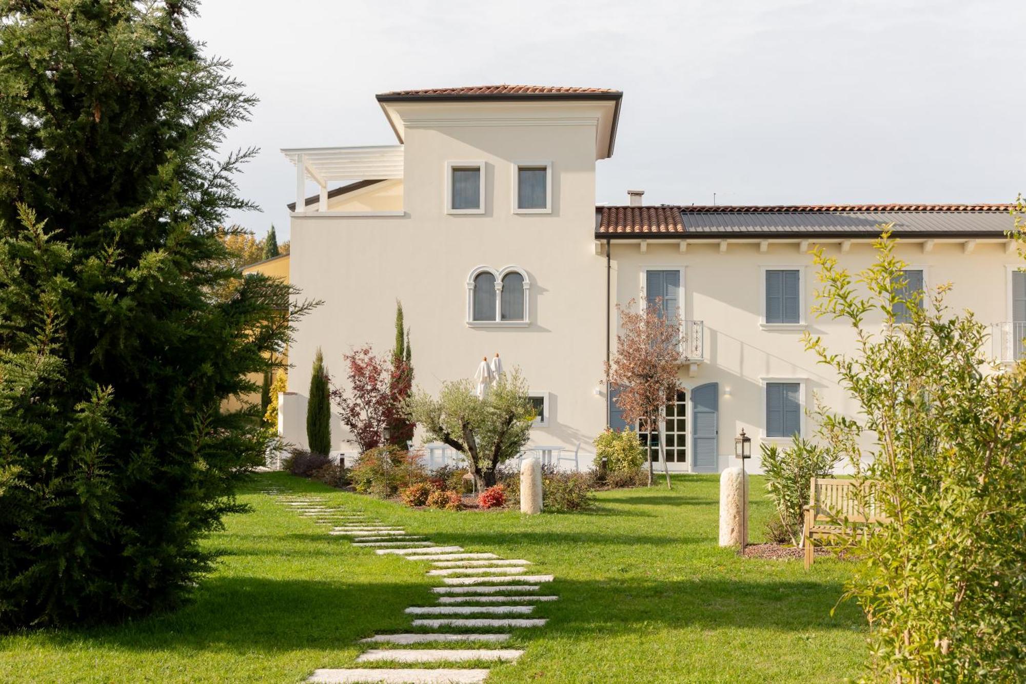 Relais Ca' Morenica Валеджо-суль-Минчо Экстерьер фото